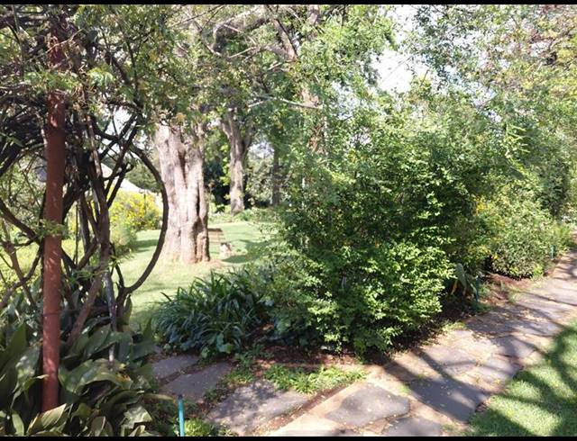 6 BEDROOM HOUSE FOR SALE IN ILLOVO